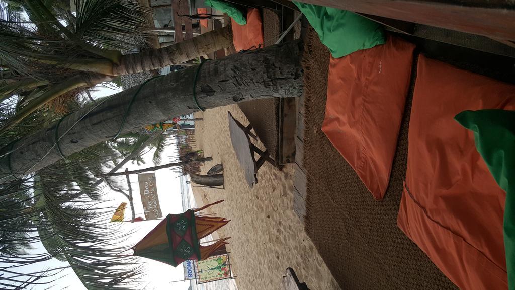 היקדואה The Den Guest House מראה חיצוני תמונה